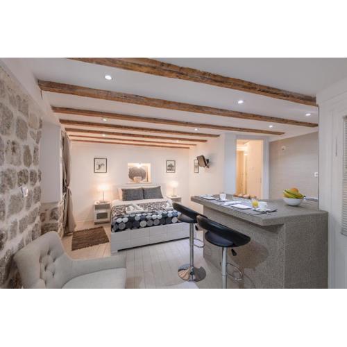 Old Town Center Studio\