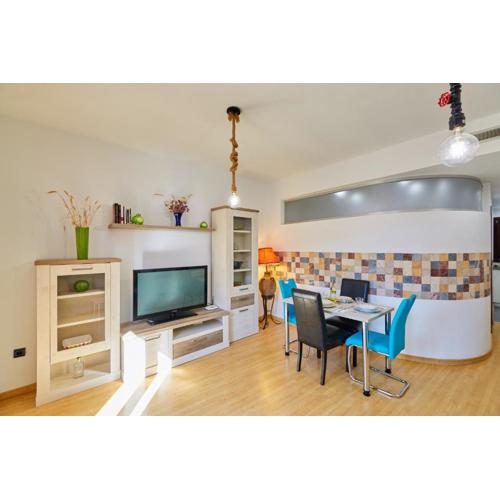 Old Town Luxe Apartment