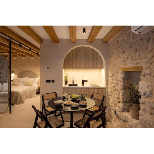 Old Town Olive Studio Apartment