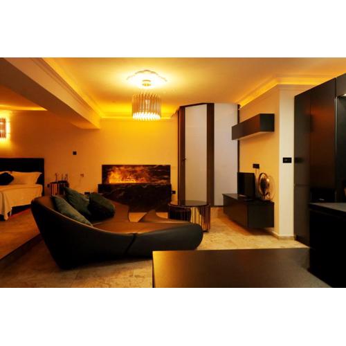 OLGA Luxury Suite I 5 min from airport I central location I traditional village