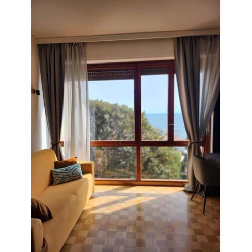Oli apartment with panoramic sea view
