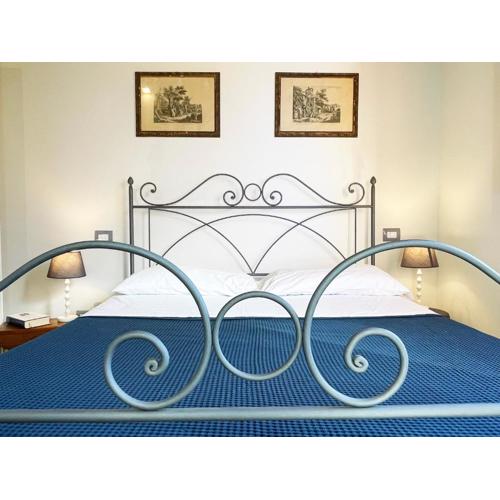 Oliveta blu