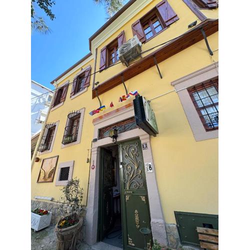 Olivia1845 Guest House Ayvalık Over 16 Years Old
