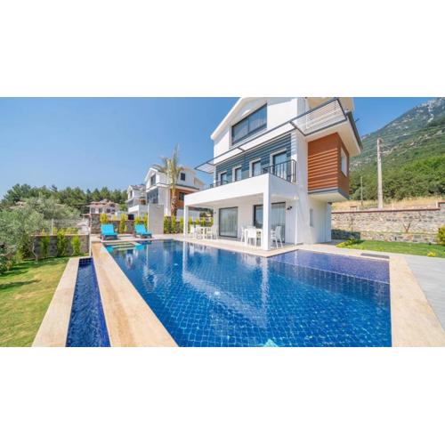 Oludeniz 3 Bedroom Villa - 5115