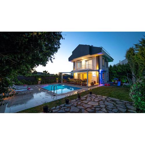 Oludeniz 3 Bedroom Villa - 8904