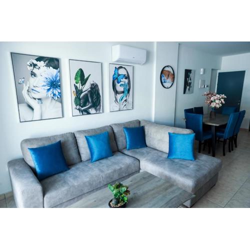 Olympia Flat 104