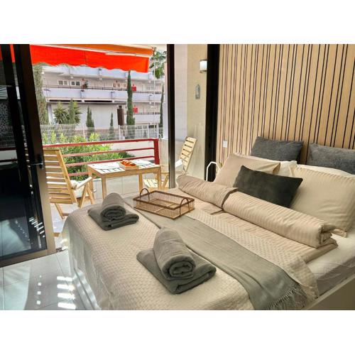 Olympia Palmalicious Apartment