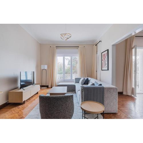 Omar Al Khayam, Zamalek - 3BD Apartment with Stunning Nile View