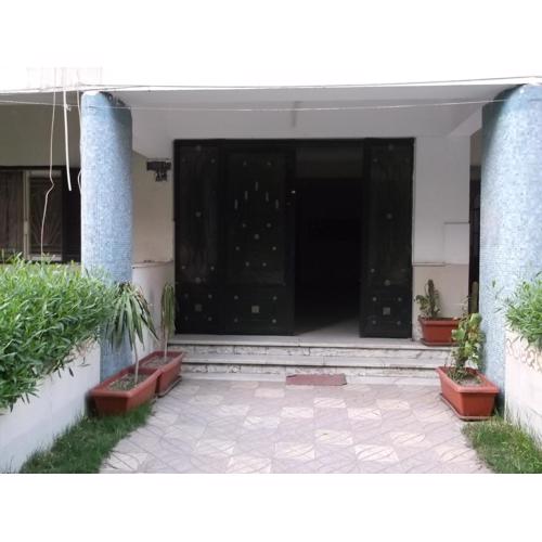 One-Bedroom Apartment at El Maali Street