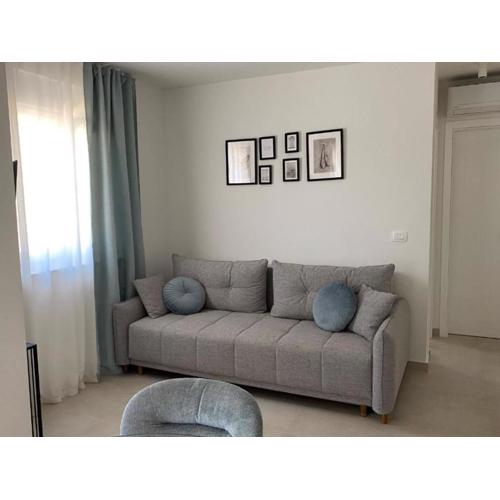 One Bedroom Apartment with Balcony and City View