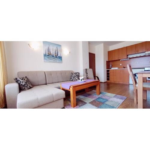 One Bedroom Apartment with Pool View