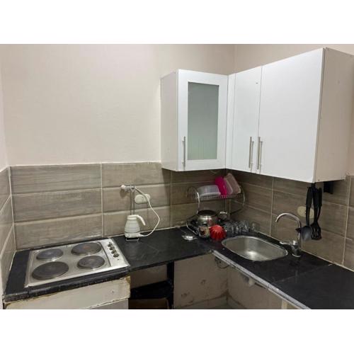 One bedroom apt in the middle of the city