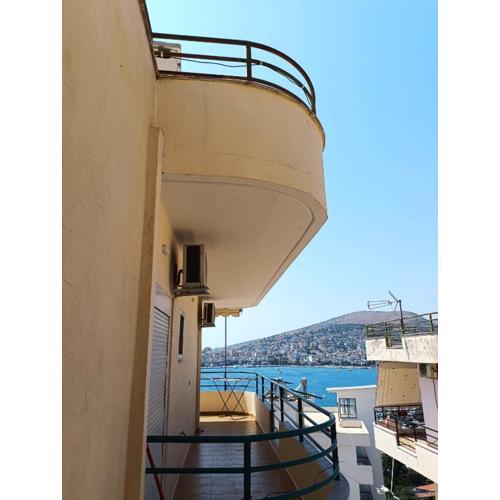 One Bedroom Beachfront Retreat! Comfortable Stay!