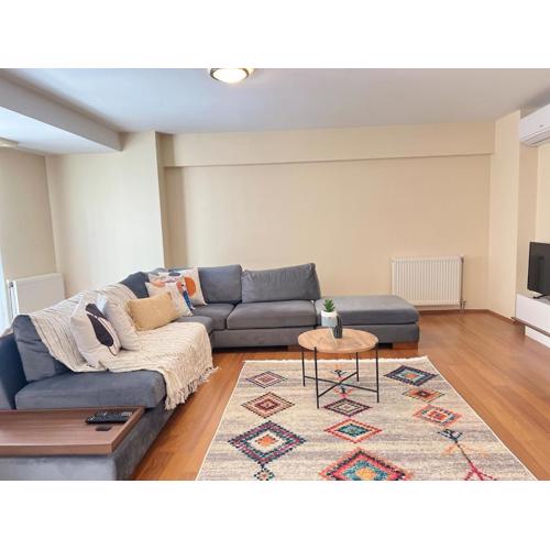 One Bedroom Central Apartment