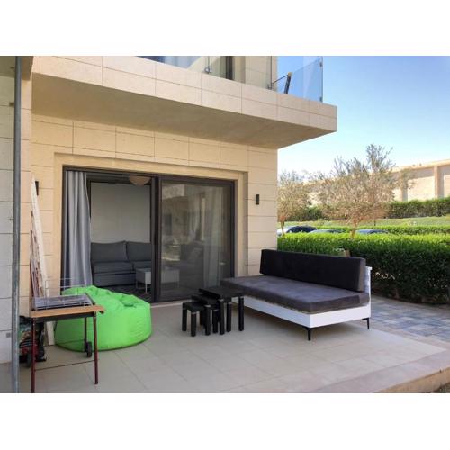 one bedroom G-cribs
