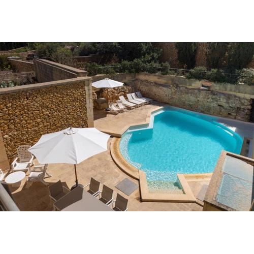 OneFifty Holiday Home