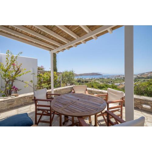 Oneiro Serifos House
