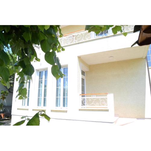 Open Doors Bed & Breakfast