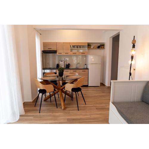 Ophelia - New Modern Apartment with Spectacular Olympus View