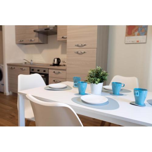 ORA APARTMENT(Centro Desenzano del Garda)