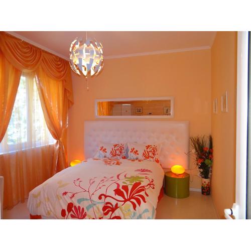Orange Flower Apartments 1