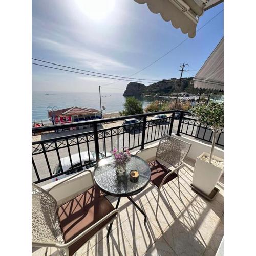 Orfeas Sea View House