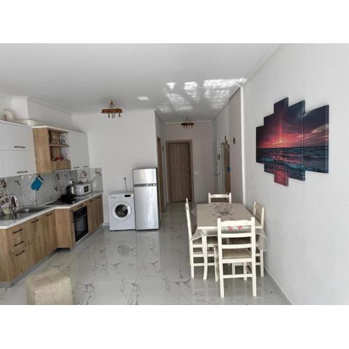 Orges Apartament Saranda