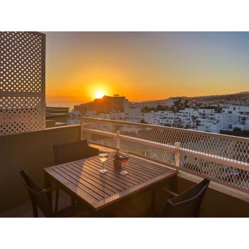 Orlando Top Floor Ocean Teide view by LoveTenerife