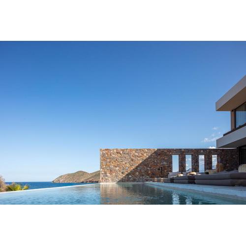 Ormus Villa - Beachfront Sanctuary Blending with Earth, Sun & Sea by etouri