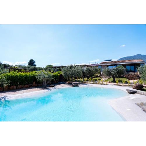 Orosei RE - Il Paradiso degli Ulivi con PISCINA e vista mare