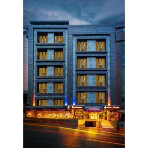 Orya Hotel