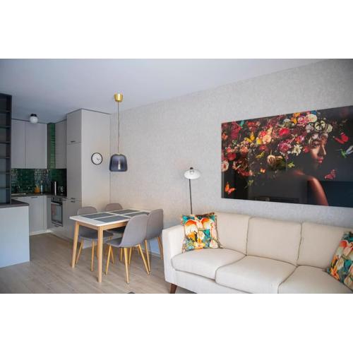 Oslo: A modern furnished apartment with parking