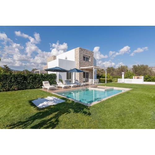 Ossiano Pool Villas,Heating Pool, 2 min drive to Haraki Beach & 10 min to Lindos