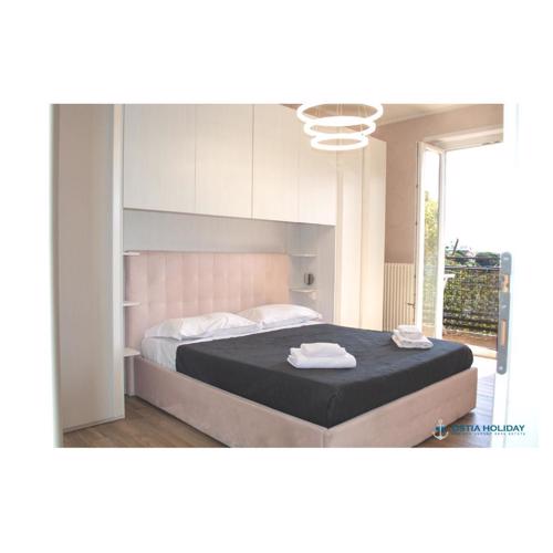 Ostia Holiday Galeoni