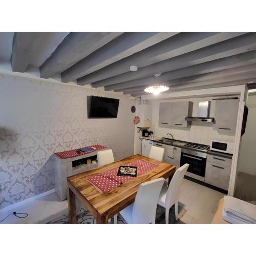 Otto House Apartment