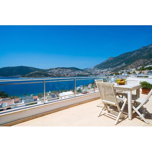 Özel Havuzlu Büyük Villa - Kalkan Plaja sadece 200mt