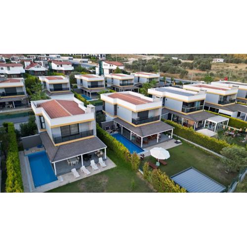 ÖZEL HAVUZLU Müstakil LÜKS VILLA