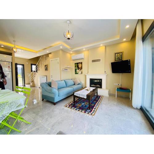 Ozel Havuzlu Villa F Çelik Villalari