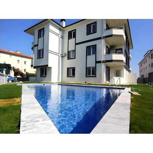 Oznur House