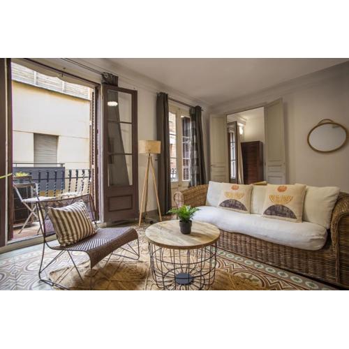 P2sal1071- Elegant Apartment in Carrer de Salinas