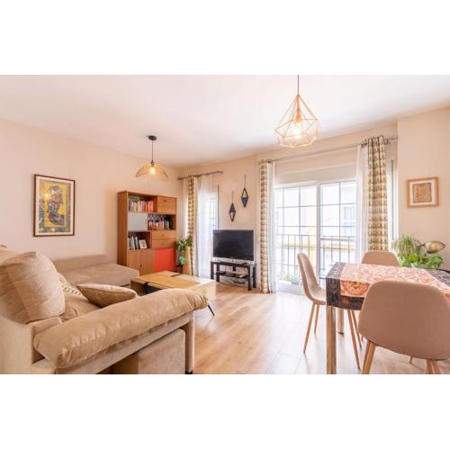 Pages Central Suite by Valcambre
