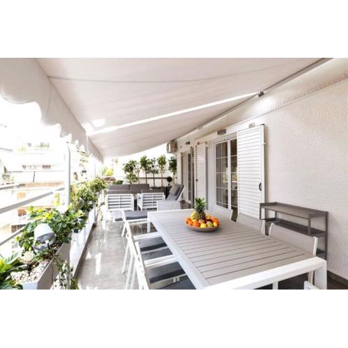 Pagrati Top floor Αpartment