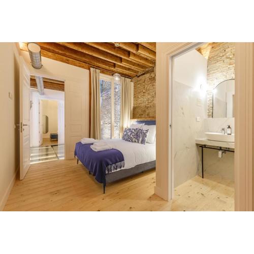 Palacio Vegafuente by Caleta Homes