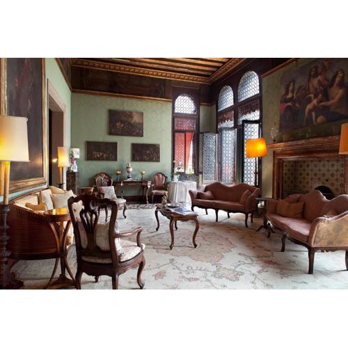 Palazzetto Pisani Grand Canal
