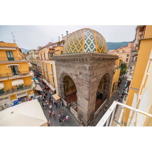Palazzo Ammone - Sedil Dominova