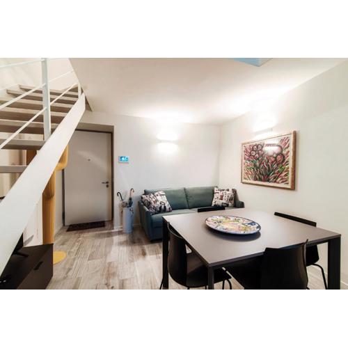 Palazzo Diaz Suites - by MyHomeInComo