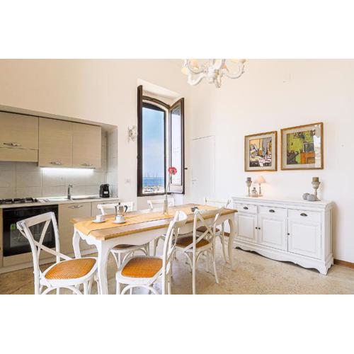 Palazzo Migliaccio Apartment by Casa di Marco AP23