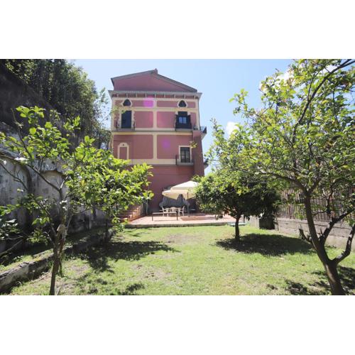 PALAZZO PELLEGRINO vietri