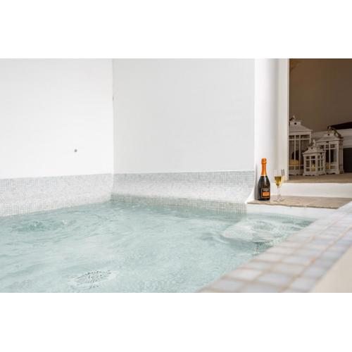 Palazzo Rapanà - Luxury Apt with hydromassage pool