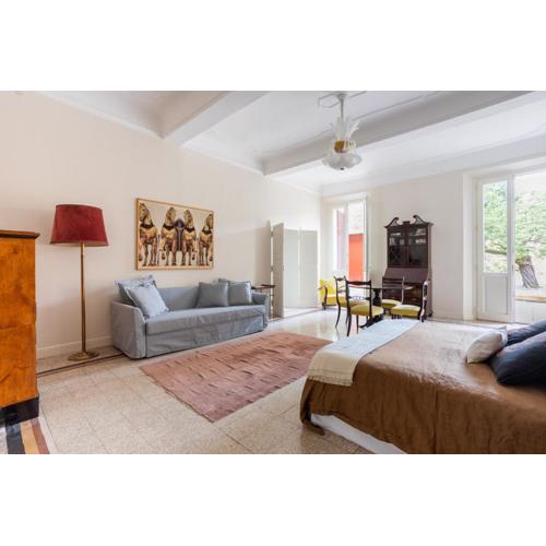 PALAZZO SABBIONI SUITE DEL CONTE Elegant Suite In Old Monastery City Center